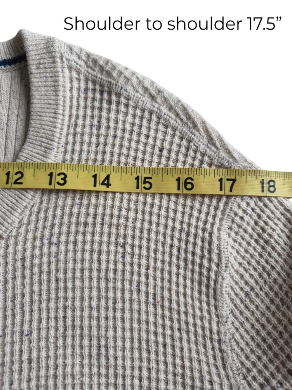 Banana Republic Thermal Waffle Weave Long Sleeve Henley Tee Oatmeal Color M